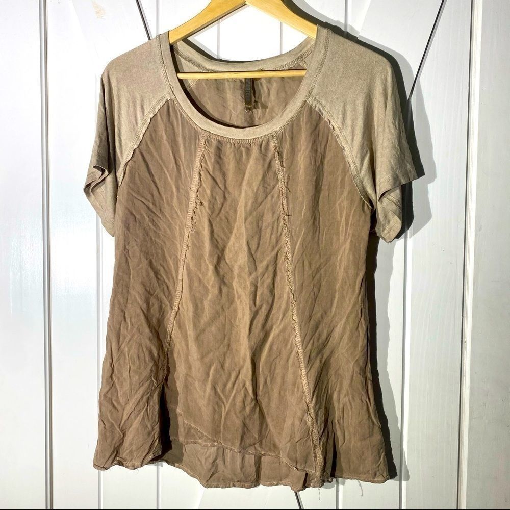 Molio Relio Mixed Knit and Linen-like Tee